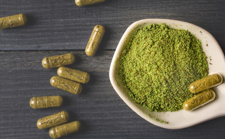 How do you choose the right kratom capsule dosage for beginners?