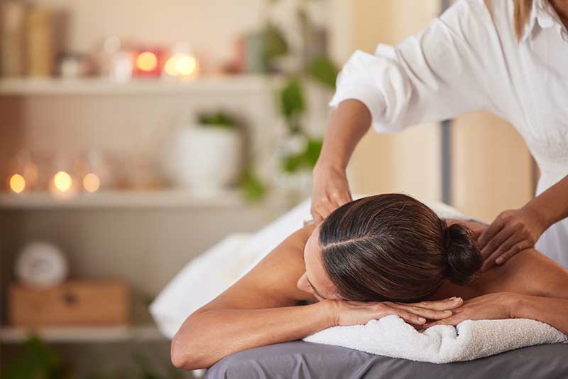 Explaining the Importance of Selecting a Skilled Massage Therapist