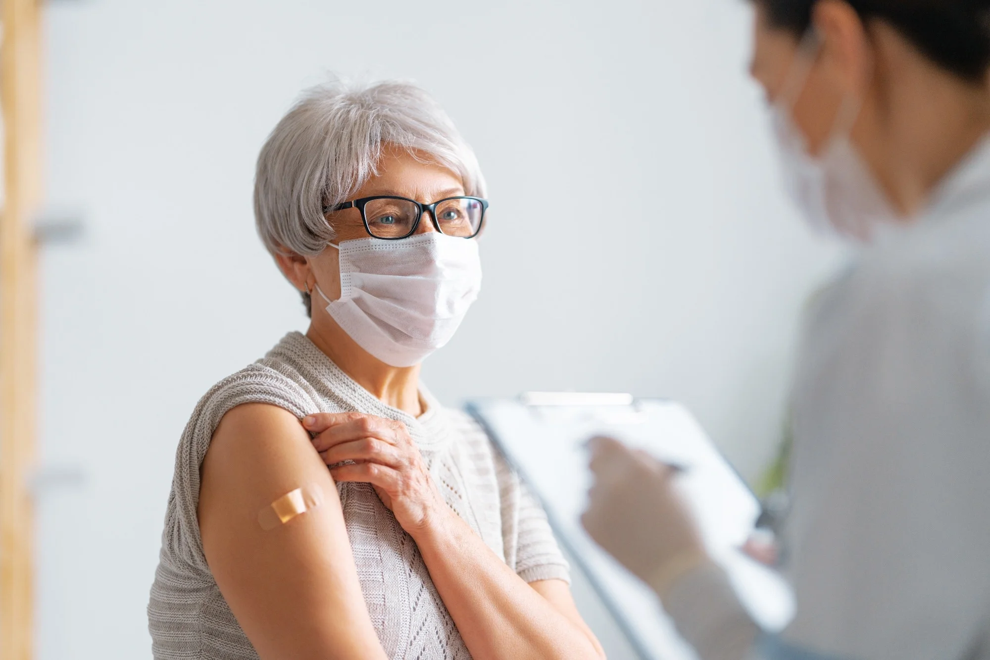 Is the Flu Vaccine Safe for Elderly With Comorbidities?